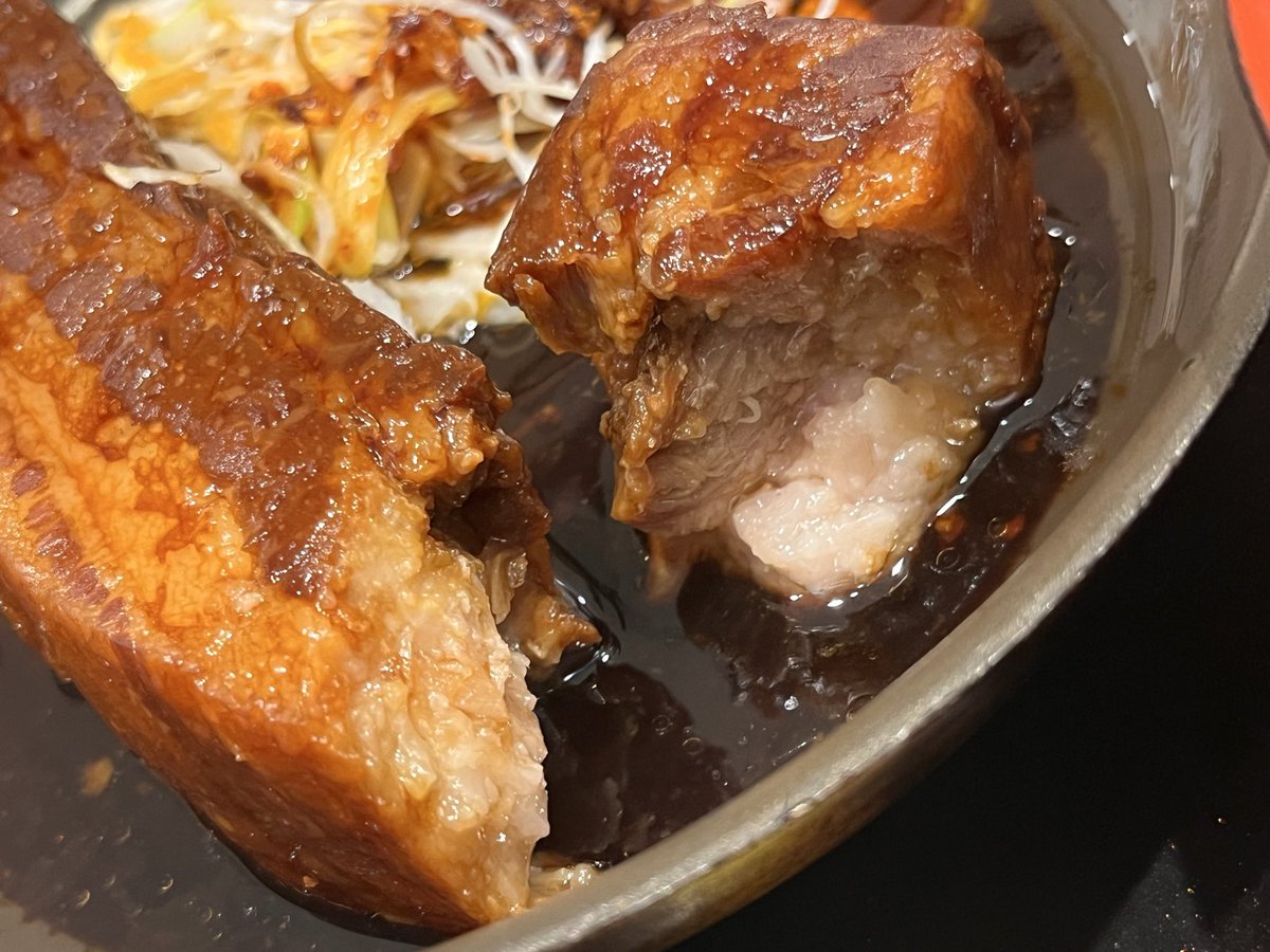 marchunMarkII's tweet photo. #吉野家
 #角煮

吉野家初体験✨️
はじめてお店に入った

なんて美味さなんだ

 #うまーちゅん✨️ https://t.co/pTMvlslHOr