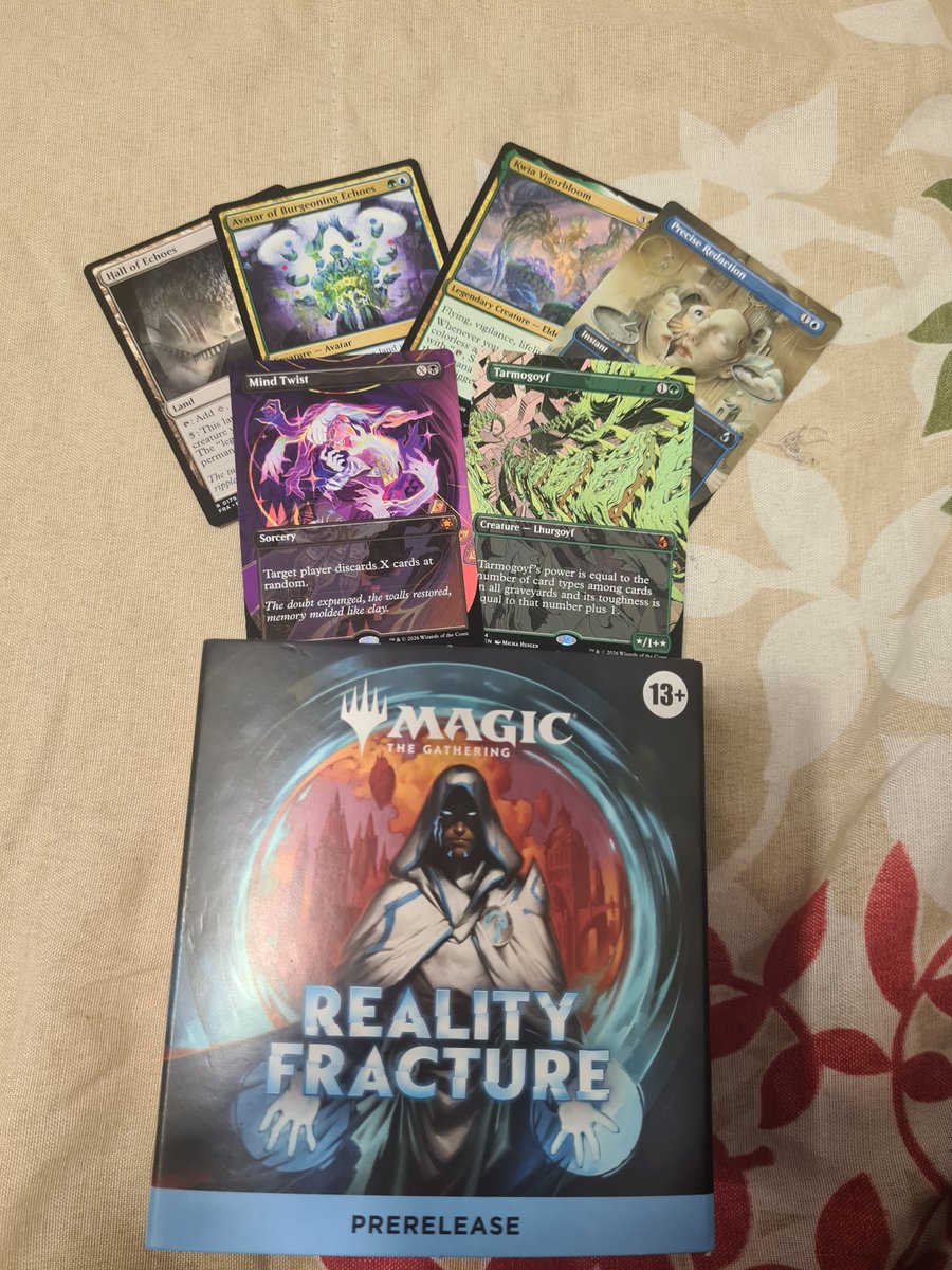 appletunloverr's tweet photo. Hits do pré release, reqlmente abri um goyf mas ele nn estragou meu booster<3 https://t.co/Agt1mGBLKE