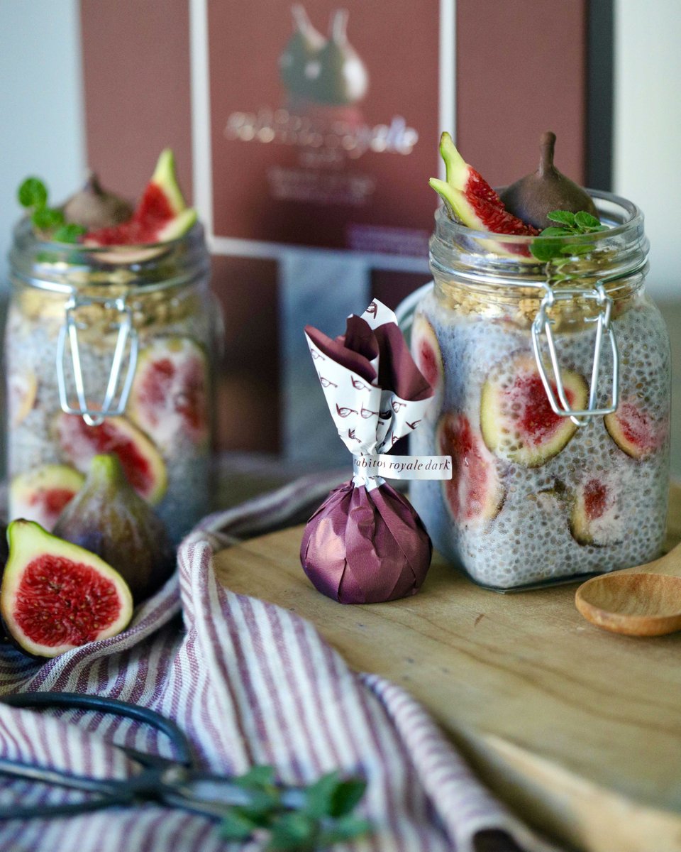 rabitosroyale's tweet photo. ¡Delicioso pudín de chia con higos y el original toque de nuestros Rabitos Dark!
-
Delicious fig chia pudding with the original touch of our Rabitos Royale Dark!

#Rabitos #RabitosRoyale #BombonesDeHigo #ChocolateFigBonbon #snack #ChiaPudding #PudingDeChia #FigChiaPudding https://t.co/XyNWopFXnv