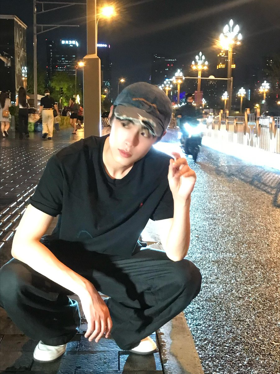 yupfxv's tweet photo. 동자범 샤홍 느낌 개좋은데
진짜 감도 높음🤤 https://t.co/40C9tfGXxQ