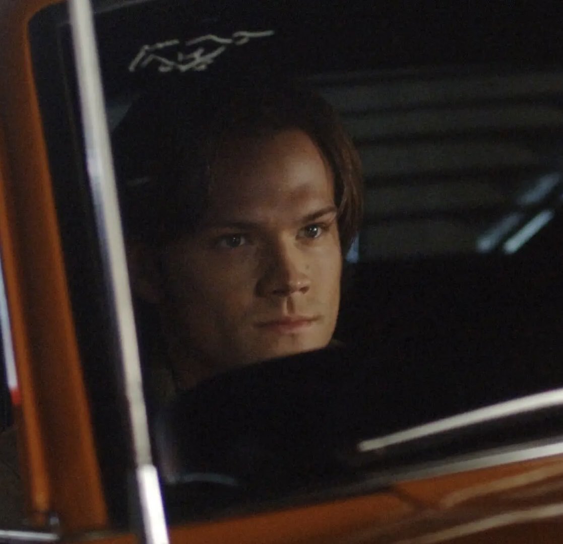 dailysammyw's tweet photo. 04x03 in the beginning sam :) (there’s hardly any sam in this episode lol)

#supernatural #spntwt #spn #samwinchester #winchester https://t.co/1RVucNUSQq