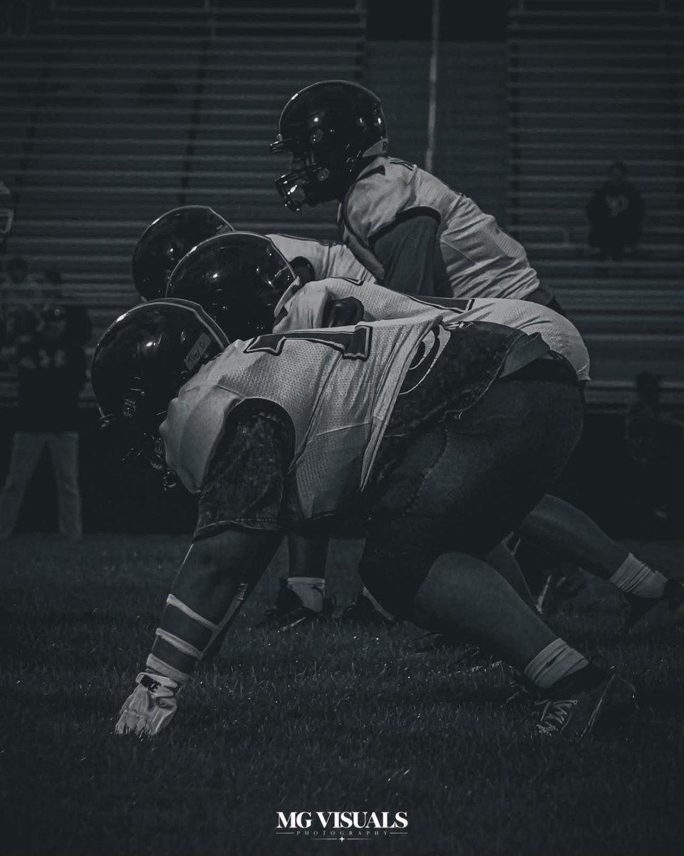 Trey_Decker76's tweet photo. great game against west ottawa we won 44-0! but we have a test this week against caledonia https://t.co/WWcuygAkYJ