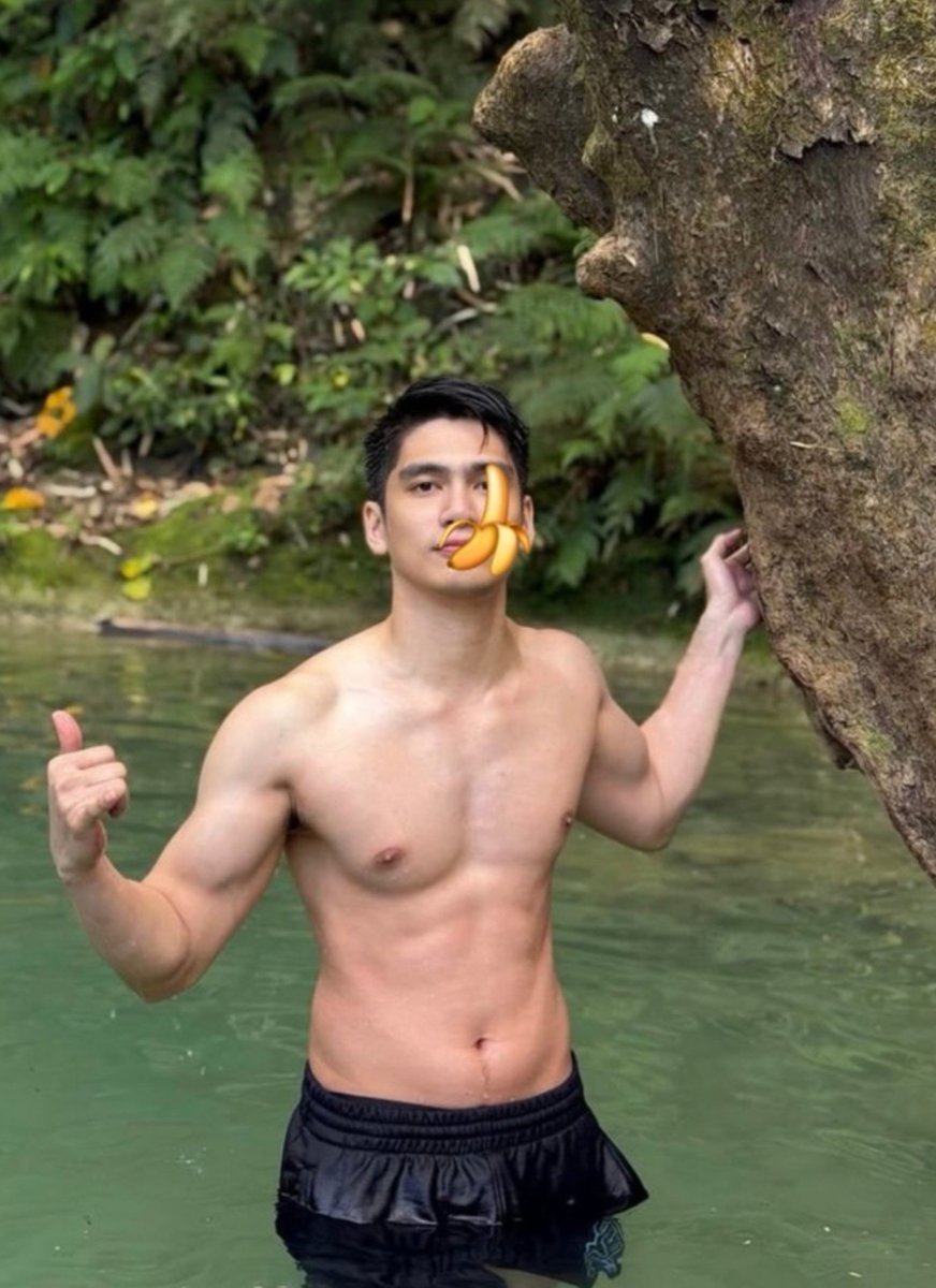 ocialoq's tweet photo. Hai batam dan malaysia 

#pijatbatam #pijatpriabatam #gaybatam #gaymalaysia https://t.co/EfJba0FS7x