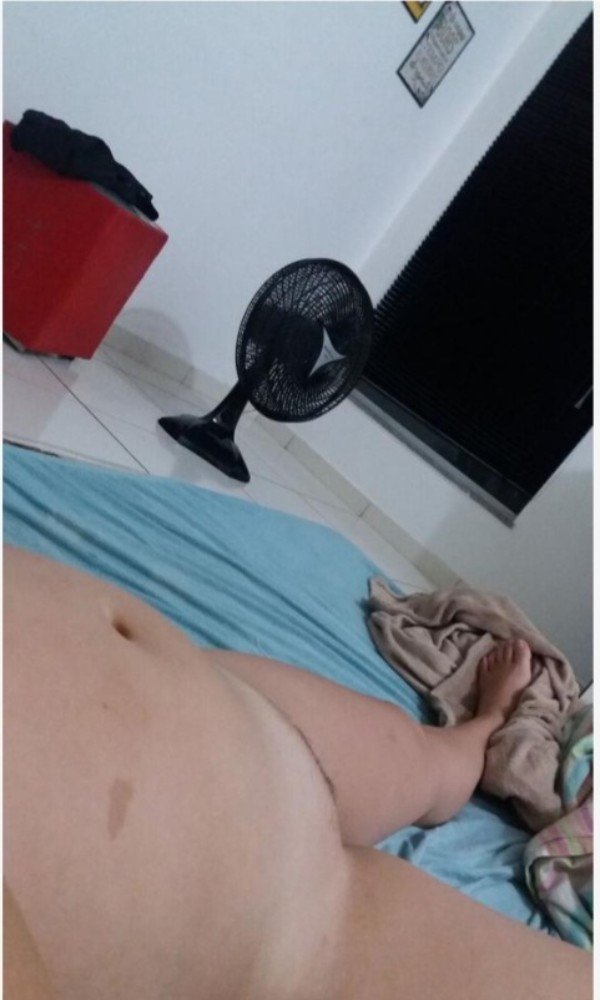 soberano2172's tweet photo. Sobrinho e as calcinhas da TIA... "pra minha surpresa o safado me falou que sempre gostou de me ver trocando de roupa! Que eu sou a tia mais bonita do mundo e que ele me ama mais do que ama a mãe dele!" https://t.co/bU0HPqCpwi