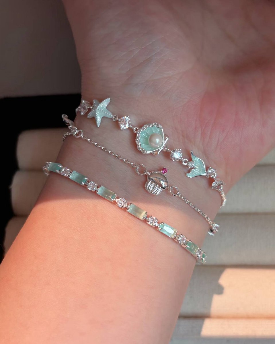 ojwwp's tweet photo. OMG.. CANTIK BANGET GELANG NYA TEMA LAUT 😭𓇼 https://t.co/TnD27ITM63