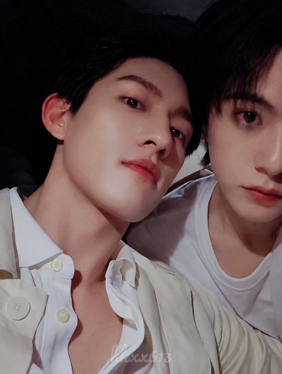 kkxx613's tweet photo. สยบข่าวเตียงหัก.. 
ใครฝาดมา พ่อพร้อมฝาดกลับล่ะ 😌🤭
#AydenSng #LyuSitong #Aylio #政瞳 https://t.co/ifSb45excd