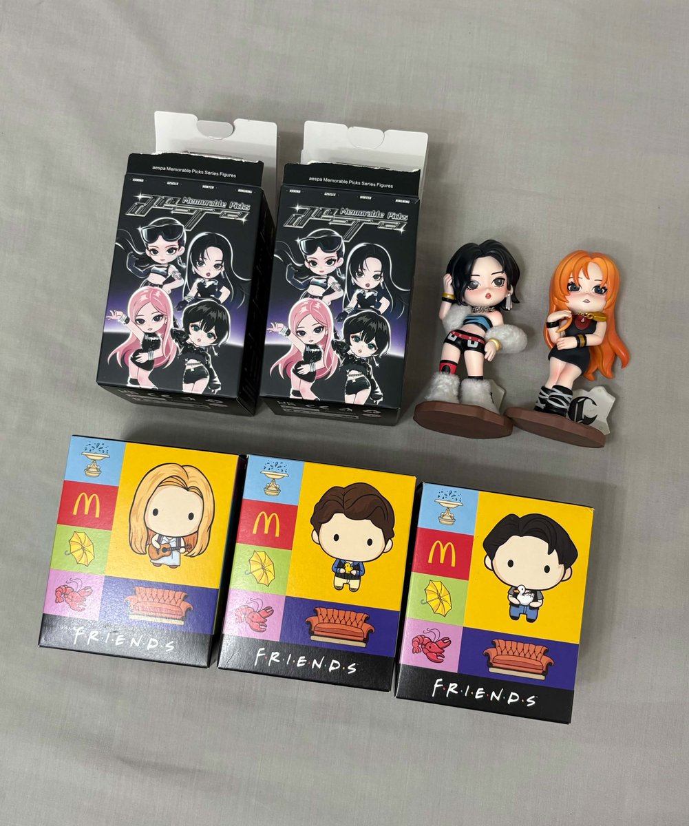 capyblues's tweet photo. wts lfb ic ph

AESPA &amp; FRIENDS PC &amp; MD
- 7k set only; no tingi
- can do hatian
- alt for details
- payo only!

teenieping blonderina spicy whiplash bag poca photocards mcdo popmart blind box hoodie china tank top synk supernova armageddon kms pob benefit mukor https://t.co/0OgUZyUz1w