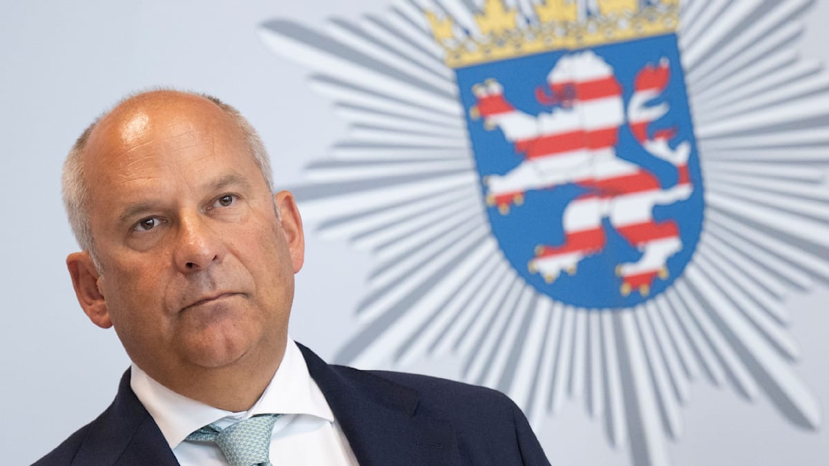welt's tweet photo. „Es sind Menschen gekommen, die schlecht integriert sind, die sich nicht an Regeln halten“ https://t.co/0btiRAKQ5V https://t.co/heTwek6xUz