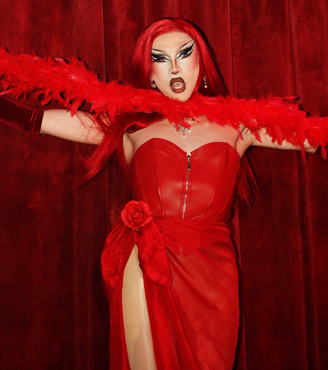 breckstewart1's tweet photo. Here is @HIDRACORVUS onstage at Bar Le Cocktail in #MoonDazeTV 103 - S10E03 Glam Latina Royale - Photograher Loucas St-Jacques - Release Date 2026.10.01 #LGBTQ #Trailer #Drag #DragQueen #DragShow #Fashion #FashionShow #Dance #Season10 #RealityTV https://t.co/KDTo9jVrDL
