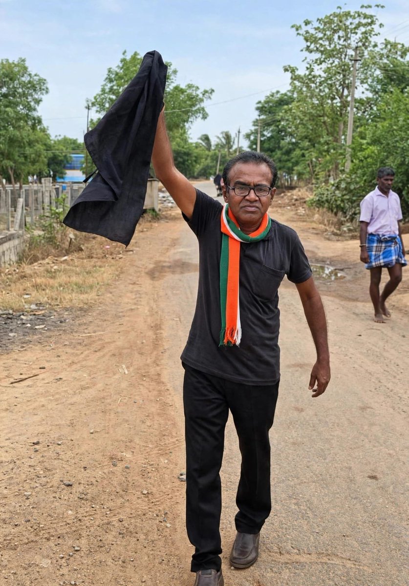 ADiravia's tweet photo. @arincindia @manickamtagore CEC ஞானேஷ் குமார் மோடி-ஷாவுக்கு உதவி செய்த மாபெரும் வாக்குத் திருட்டு!
அவரை உடனடியாக பதவி நீக்கி, கைதுசெய்து-அவர் கால முடிவுகள் அனைத்தையும் திரும்பப் பெற வேண்டும்.
அரசியலமைப்பை காக்க போராடுவோம்.
-@ADiravia
-#VoteChorGyaneshKumar
#RemoveCEC
#SaveConstitution https://t.co/zO5Py9VhW8