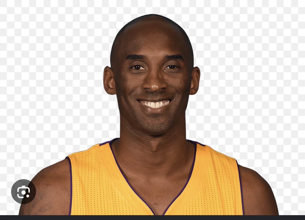 ayman_mgl's tweet photo. On en parle de cette ressemblance ? 
#kobebryant #issadiop #foot #basket https://t.co/9fKTiLKa8c