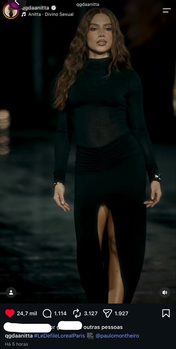anittxwinter's tweet photo. eu realmente não consigo entender isso! as melhores fotos, dos looks de diva pop, que realmente engaja e o povo se interessa eles não postam no feed da anitta mas postam no DO QG(???) agora reels chato q NGM AGUENTA mais ou fotos de clipe que todo mundo já viu postam no ig dela https://t.co/c7d2rAM9UA