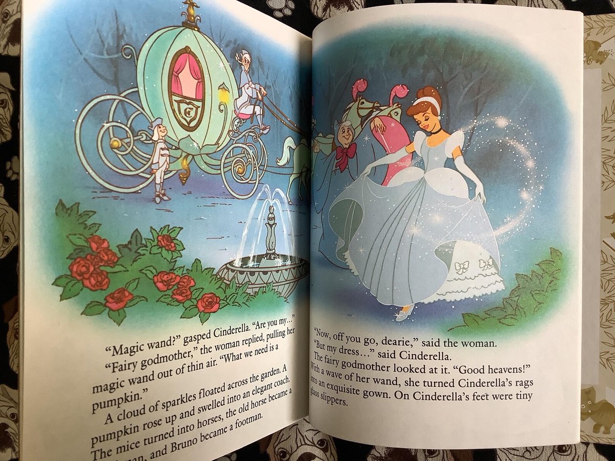 WatsonsVintage's tweet photo. NEW LISTING An ADORABLE #PictureBook #giftidea for a #Cinderella Fan. 1986 Vintage Walt Disney 'Cinderella' a Little Golden Book in Hardback - Picture Book - Nostalgic Birth Year Gift for a Disney Princess Fan https://t.co/exWDkQX2Lr via @Etsy #VintageBooks #WaltDisney #1986Gift https://t.co/McS9fXXPfC