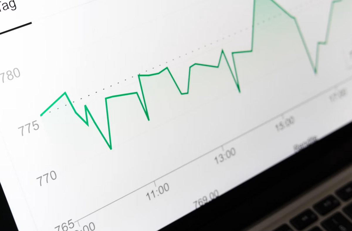invoxFinanceAI's tweet photo. What can AI actually do in an investing workflow? Invox Finance AI puts automation at the center of the conversation. Explore how the platform describes its approach: https://t.co/8yEGzLLLyg https://t.co/1PgxvR0ueR
