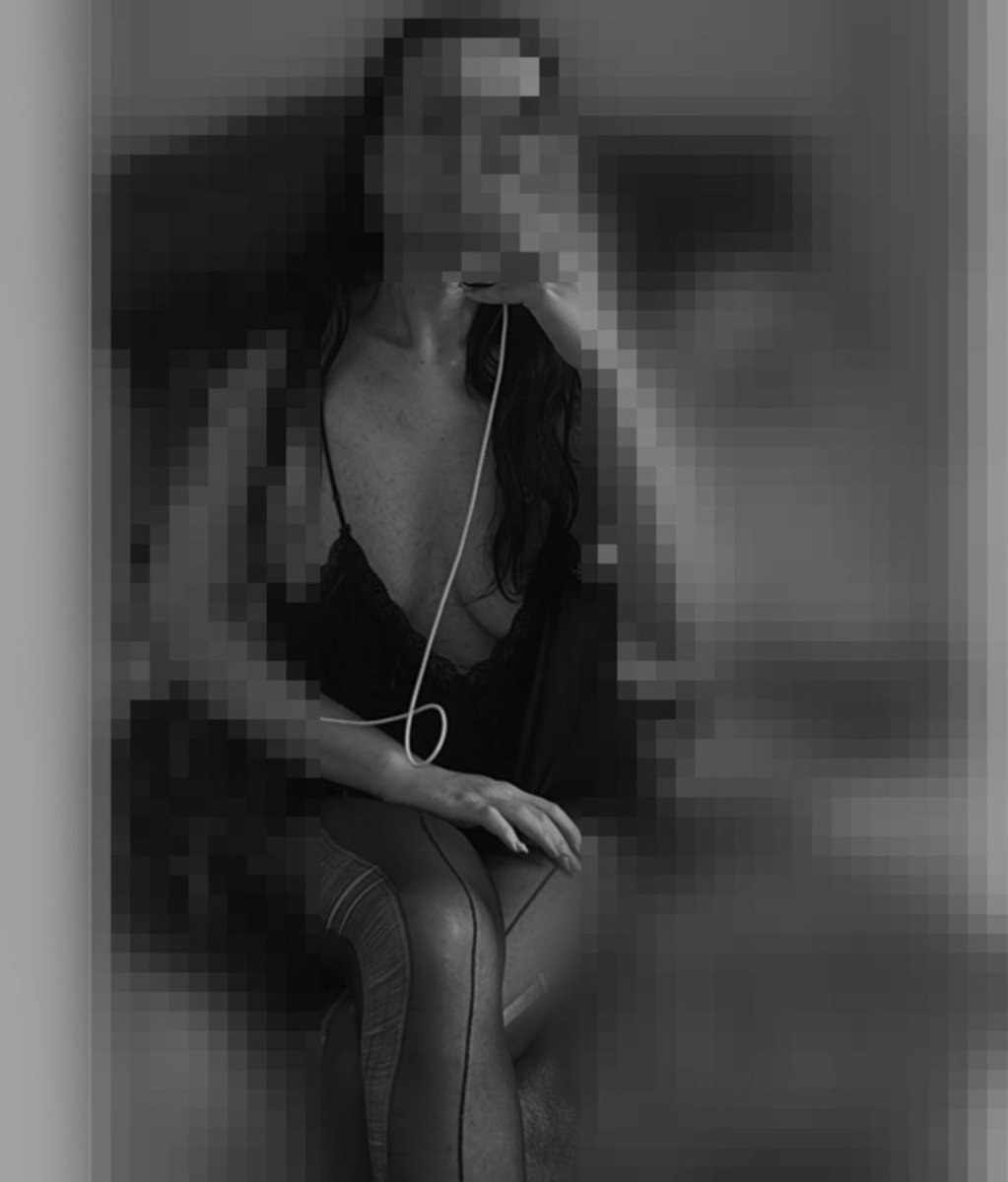rodritl0's tweet photo. Sen benim en güzel karşılaşmam@#gebzetravesti@#tuzlatravesti@kalbime en sessizce yerleşen mutluluğum ve her sabah iyi https://t.co/Iy5m8MlyxJ