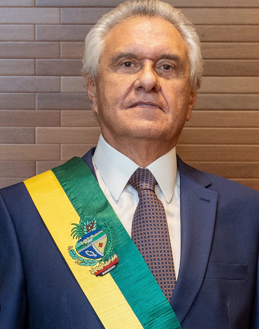 cailucs's tweet photo. O presidente que eu queria // O presidente que irei votar dia 04 https://t.co/0GpfmorxPU