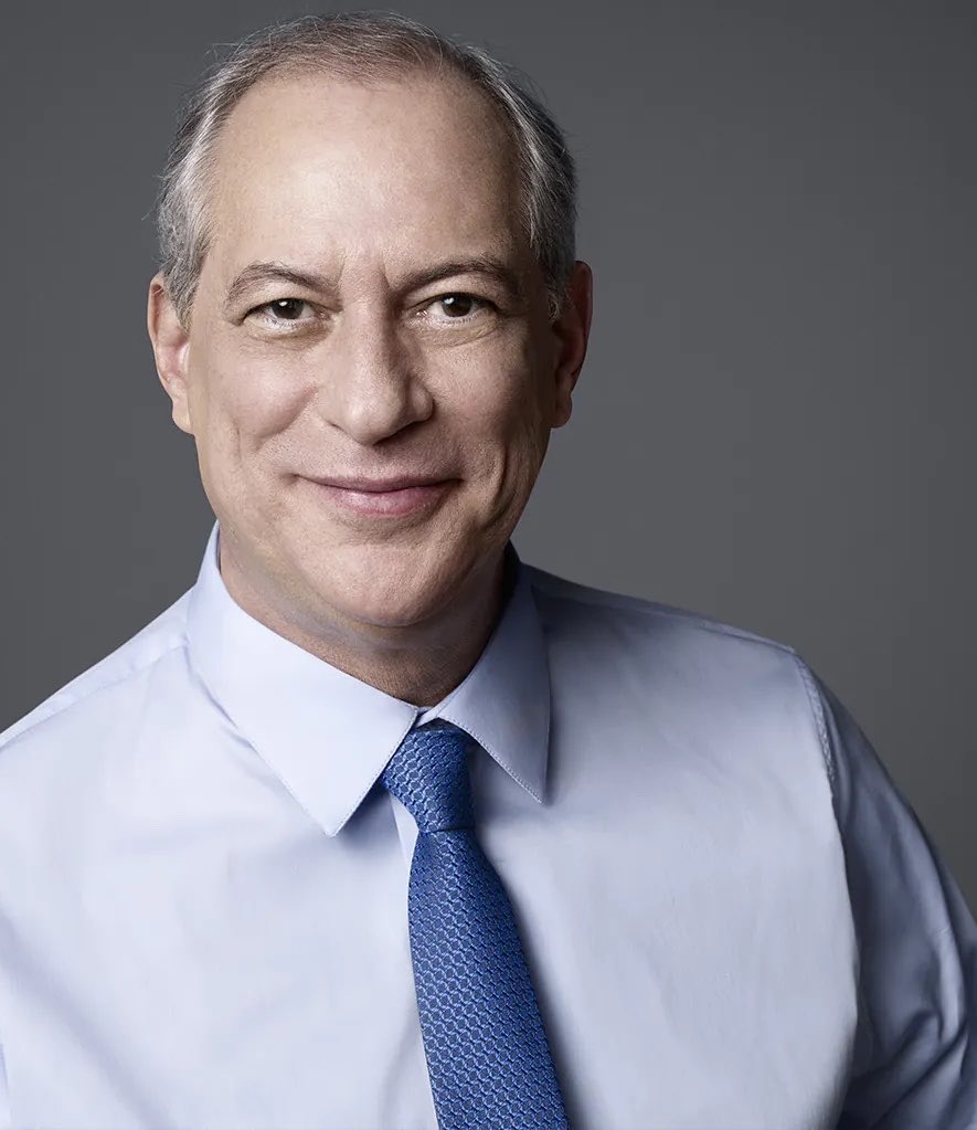 cailucs's tweet photo. O presidente que eu queria // O presidente que irei votar dia 04 https://t.co/0GpfmorxPU