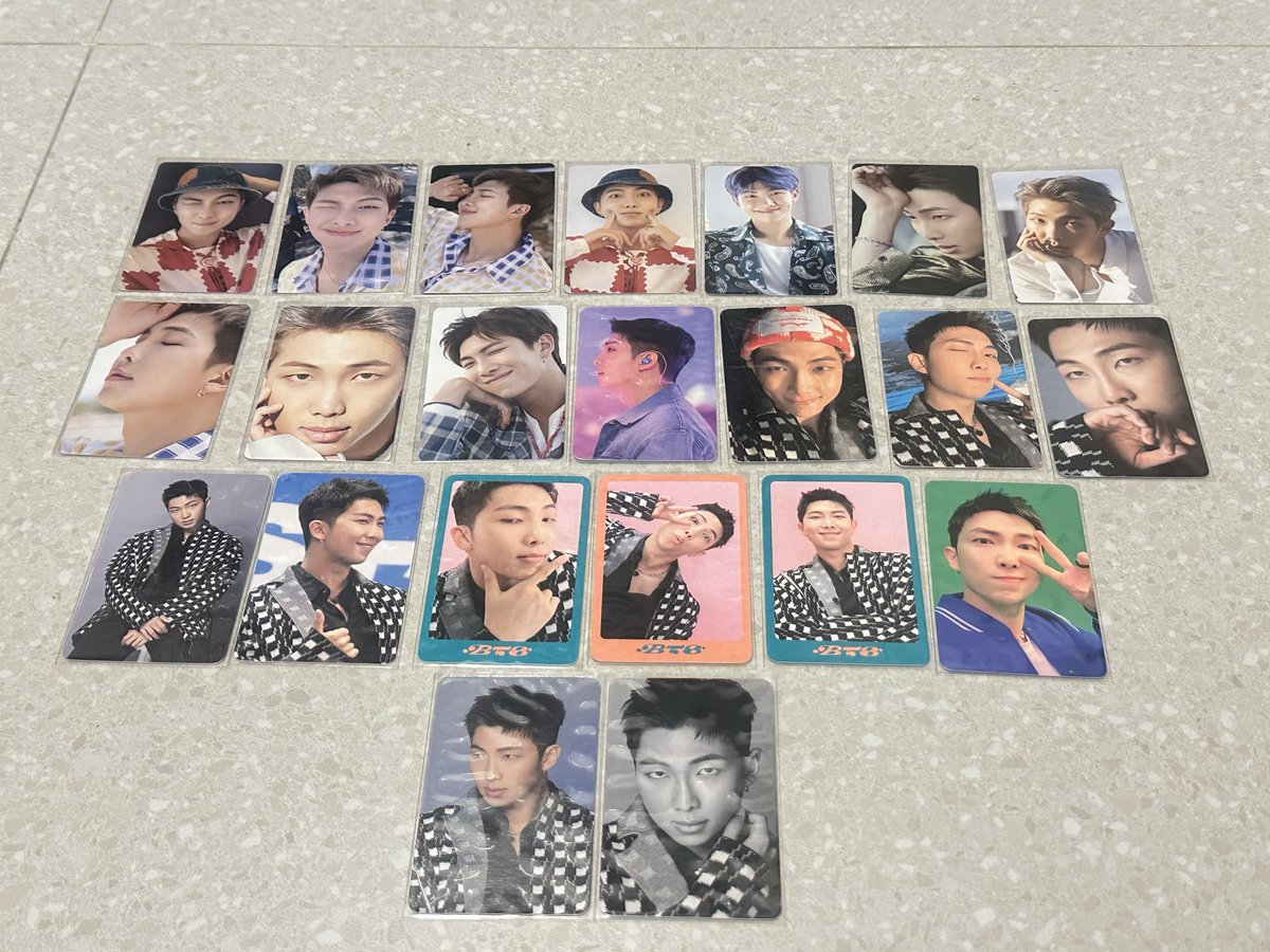NWenur's tweet photo. WTS PC Dicon Official only 5K/pcs #wts #pcbts #bts #army #BTS_WORLDTOUR_ARİRANG https://t.co/Fj6cxmin4L