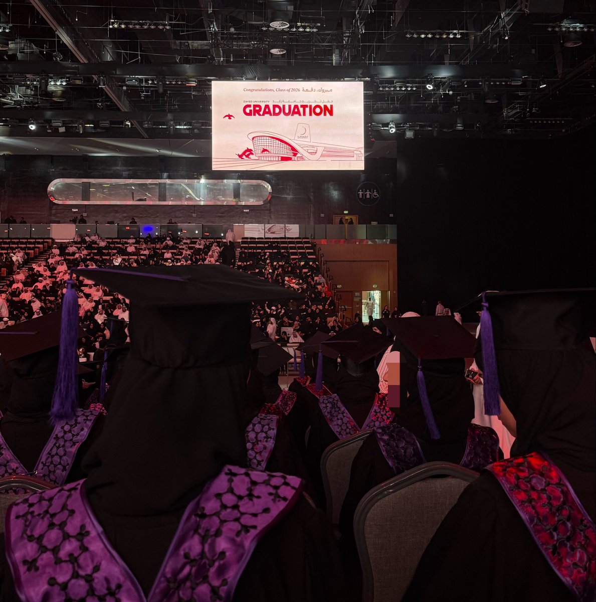 softlyobserving's tweet photo. 🎓💜الحمدلله https://t.co/8tym5niztQ