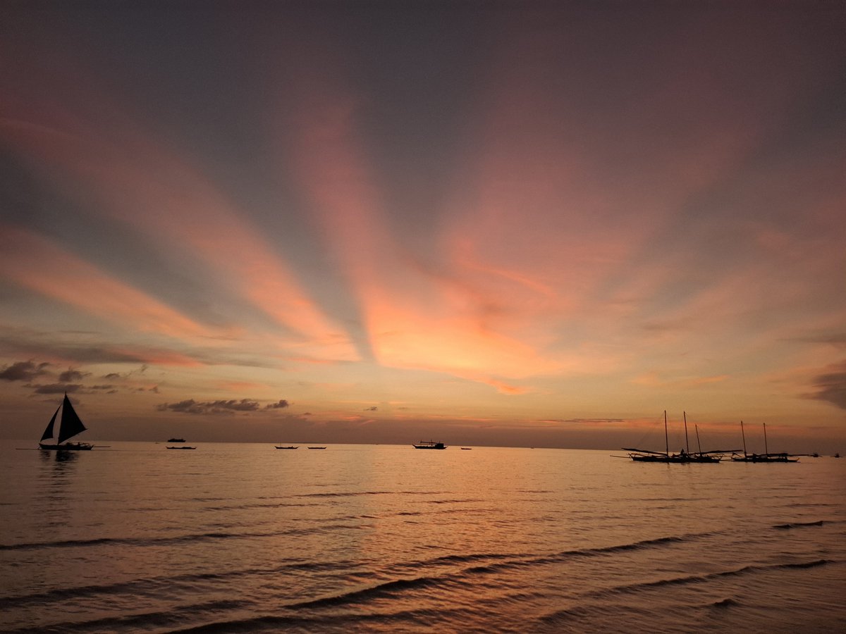 arturoboracay's tweet photo. @MyLatinLife Last Friday https://t.co/2TS3a0pV6p