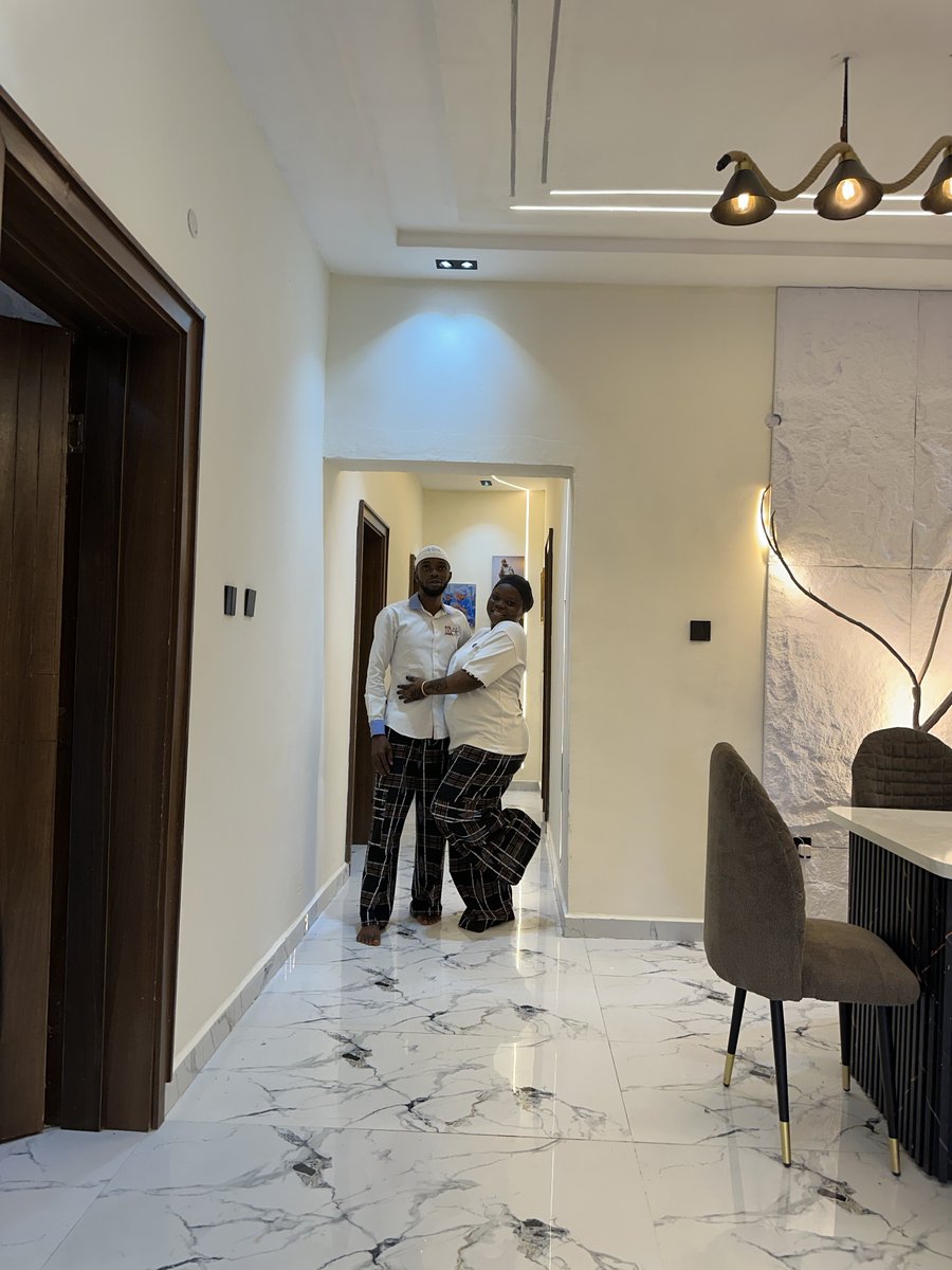 AbeniAde_'s tweet photo. First house and so many more to come Bi’idhnillah! ALHAMDULILLAHI. https://t.co/Kl7YoQAQ5H