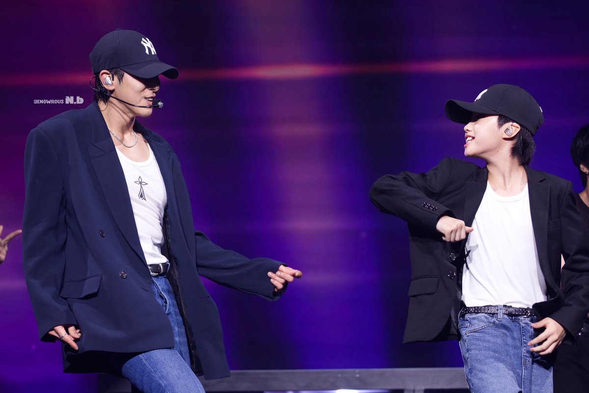 UKNOWROUS_Nb's tweet photo. 260926 
U-KNOW PROJECT 26 : SCENE#1 in Hong Kong

Young Yunho &amp; Present Yunho’s Story1️⃣

#UKNOW #유노윤호 #ユンホ #TVXQ! #동방신기 #東方神起 #UKNOW_PROJECT26 #UKNOW_CONCERT_TOUR https://t.co/woOcAWV0vx