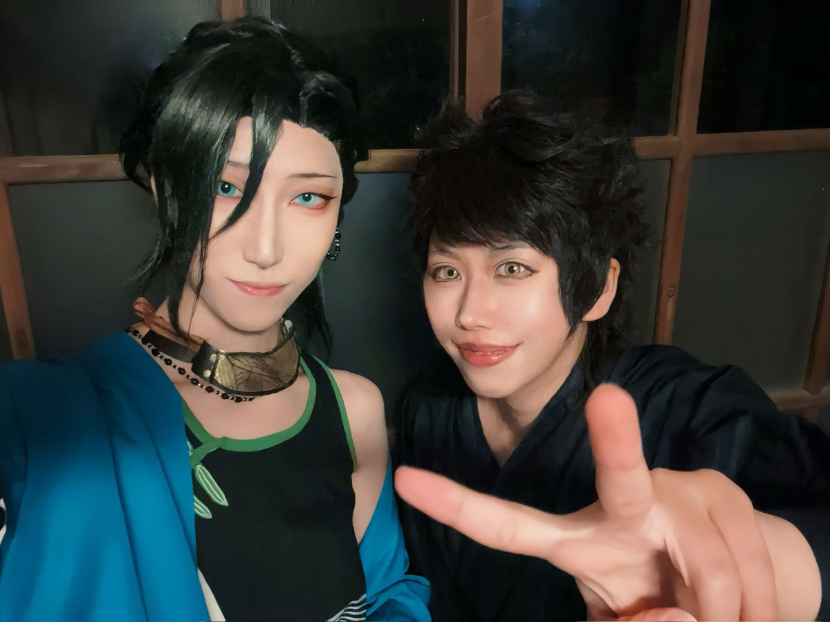 _hanami4657's tweet photo. cosplay / コスプレ

えのこすにて素敵なむっちゃんと✨
思わずお声かけしてしまいましたが快くツーショまで撮って下さりありがとうございました…
大変めろかったです🥹🫶🏻

🧡▶︎あかにさん@V_akn_V 

 #こすぶる  #江ノ島コスプレ祭 https://t.co/EN8y1GnD19