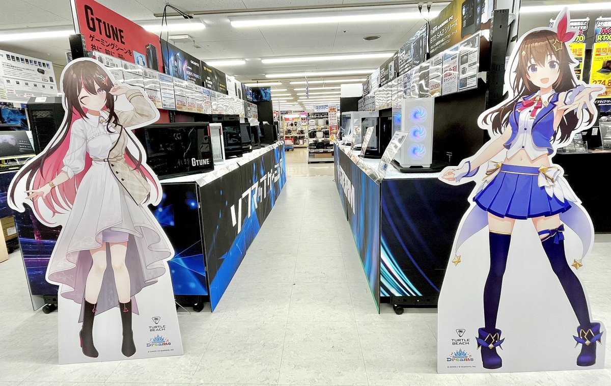 Ori_orison's tweet photo. ビックカメラアウトレット×ソフマップ 横浜ビブレ店にて、 #ホロドリ × タートルビーチ コラボのSorAZの等身大パネルを見てきました!SorAZのお二人どちらにとっても思い入れのある横浜の地に、両者こうして立ってるのが感慨深いですね…!
ぬん(๑╹ᆺ╹)(╹◡╹▰)あず
#ときのそら
#AZKi
#SorAZ https://t.co/Ng3OUrCBab