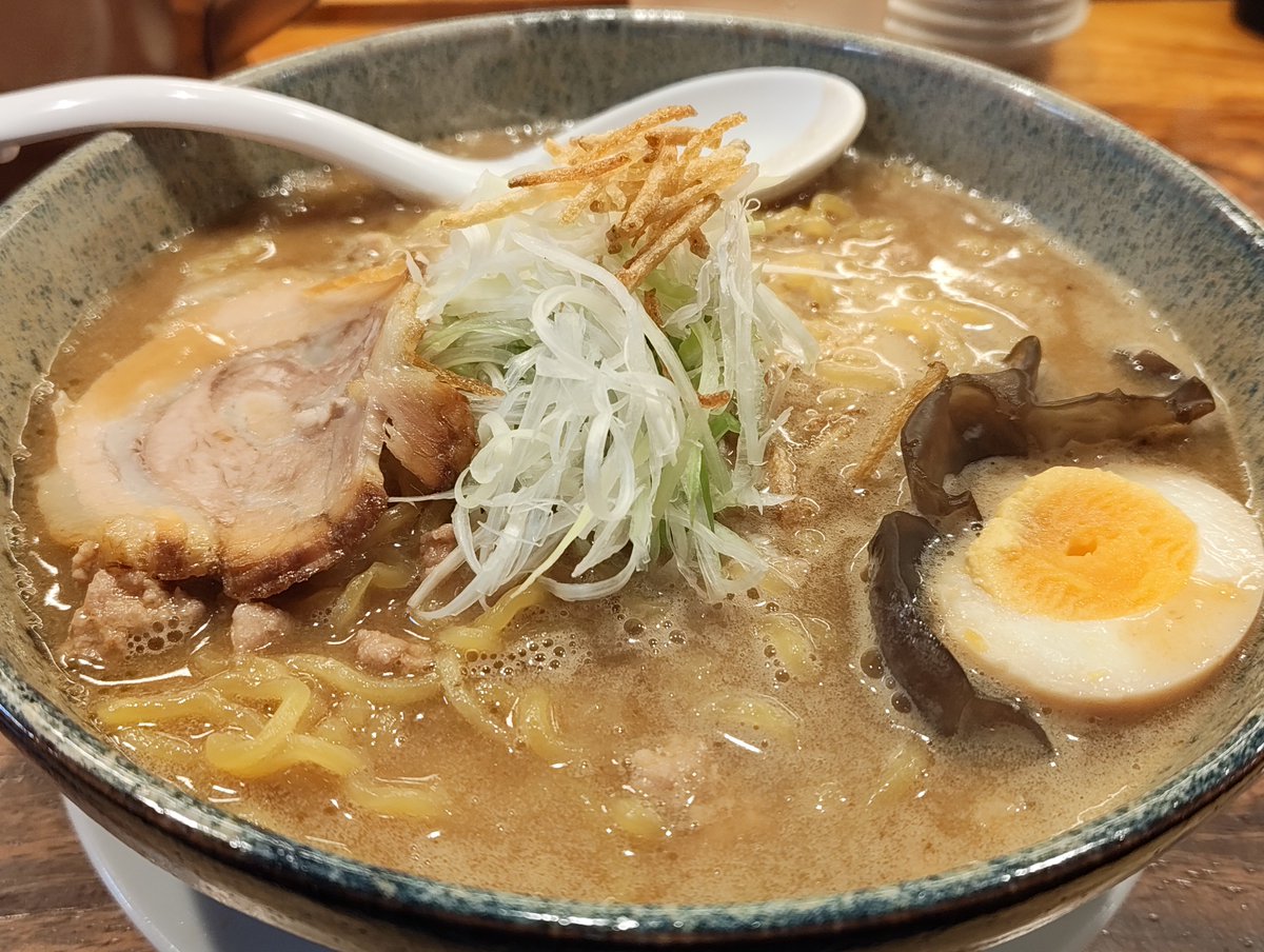 Clea_Skynet_VT's tweet photo. 今日はスゴイ飯だった…😚 https://t.co/5B1qzoqKx9