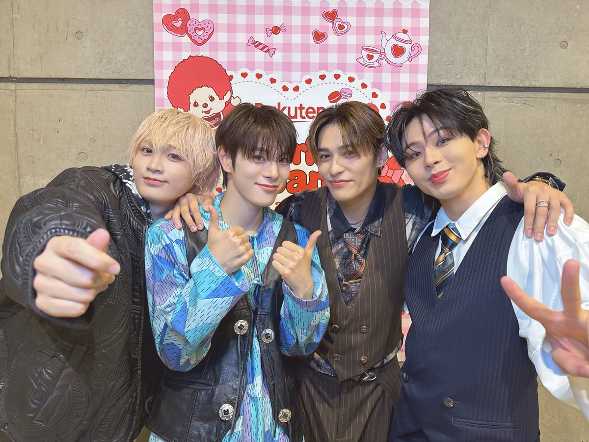 onenonly_tokyo's tweet photo. ＼ ありがとうございました ／

『Rakuten GirlsAward 2026 AUTUMN/WINTER』でご一緒した
#DXTEEN の #田中笑太郎 さん #福田歩汰 さんと📸✨

ありがとうございました⚡️

@official_DXTEEN 
#ONENONLY #ワンエン https://t.co/h4h94TDMsk