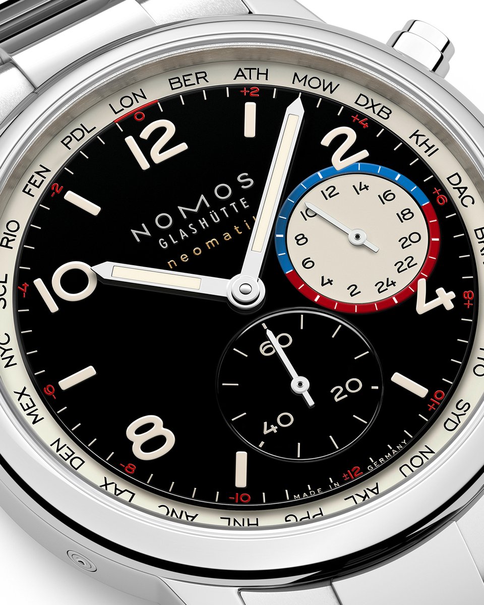 nomosglashuette's tweet photo. Enhanced focus, day and night: Introducing Club Sport neomatik #Worldtimer dark. Off-white numerals and hands, as well as a city ring and home time display are coated with Superluminova and glow blue in the dark Powered by the automatic caliber DUW 3202. 

https://t.co/qOchHDu81w https://t.co/KVFTXvWxkV