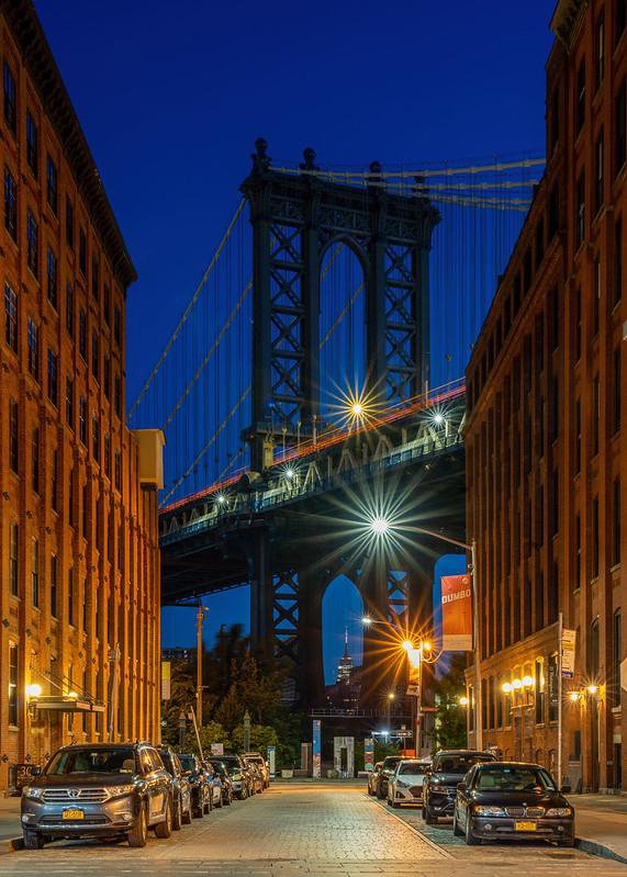 WorldCityX's tweet photo. Brooklyn bridge new York https://t.co/NwDSBI3zSW