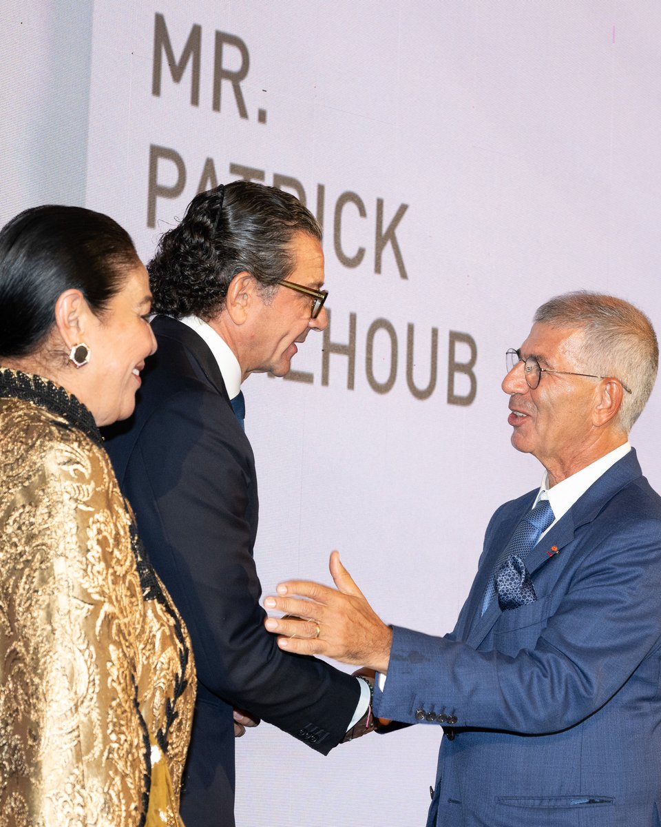 ChalhoubGroup's tweet photo. We are proud to celebrate our Group Chairman, Patrick Chalhoub, who received the TAKREEM Lifetime Achievement Award in Paris.
 
“Leadership is not defined by what we accomplish alone, but by what we enable others to accomplish.”
 
These words capture the spirit of Patrick’s remarkable journey, one shaped by entrepreneurship, service, and a deep belief in people.
Across generations, he has helped carry forward a family legacy rooted in courage, generosity, and respect, while continuously guiding its evolution with curiosity and purpose. His leadership continues to inspire us to create lasting value for our colleagues, partners, and communities, and to pass on something stronger to those who come next.
 
On behalf of everyone at the Group, congratulations, Patrick, on this deeply deserved recognition.
 
Our sincere thanks to Ricardo Karam and the TAKREEM Foundation team for celebrating the stories and contributions shaping the Arab world.
 
#WeAreChalhoub #TAKREEM #Leadership #ArabExcellence

نفخر بتكريم الرئيس التنفيذي لمجلس إدارة مجموعتنا، باتريك شلهوب، الذي حصل على جائزة الإنجاز مدى الحياة من مؤسسة «تكريم» في باريس.
 
«لا تُقاس القيادة بما ننجزه بمفردنا، بل بما نمكّن الآخرين من إنجازه».
 
تختصر هذه الكلمات جوهر مسيرة باتريك الاستثنائية، التي شكّلتها روح الريادة والعطاء والإيمان العميق بالأفراد.
وعبر الأجيال، ساهم باتريك في مواصلة إرث عائلي راسخ في الشجاعة والكرم والاحترام، وقاد تطوّره المستمر بفضول وإحساس عميق بالغاية. ولا تزال قيادته تلهمنا لصنع قيمة مستدامة لزملائنا وشركائنا ومجتمعاتنا، وتسليم الأجيال القادمة إرثاً أكثر قوة.
 
وباسم جميع أفراد مجموعة شلهوب، نتقدّم بأحرّ التهاني إلى باتريك على هذا التكريم المستحق.
 
كما نتوجّه بخالص الشكر إلى ريكاردو كرم وفريق مؤسسة «تكريم» على احتفائهم بالقصص والإنجازات التي تسهم في رسم ملامح العالم العربي.
 
#نحن_شلهوب