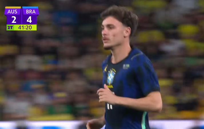 sccpdepressaoo's tweet photo. É COMO VER UM FILHO NA ESCOLINHA DE FUTEBOL MEU DEUS TE AMO https://t.co/jvXge19JE0
