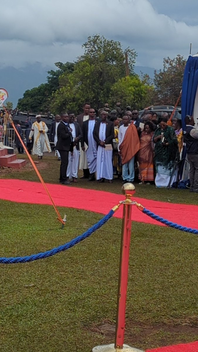 AlexBisanga's tweet photo. At Karuziika palace https://t.co/BNyVydGJR9