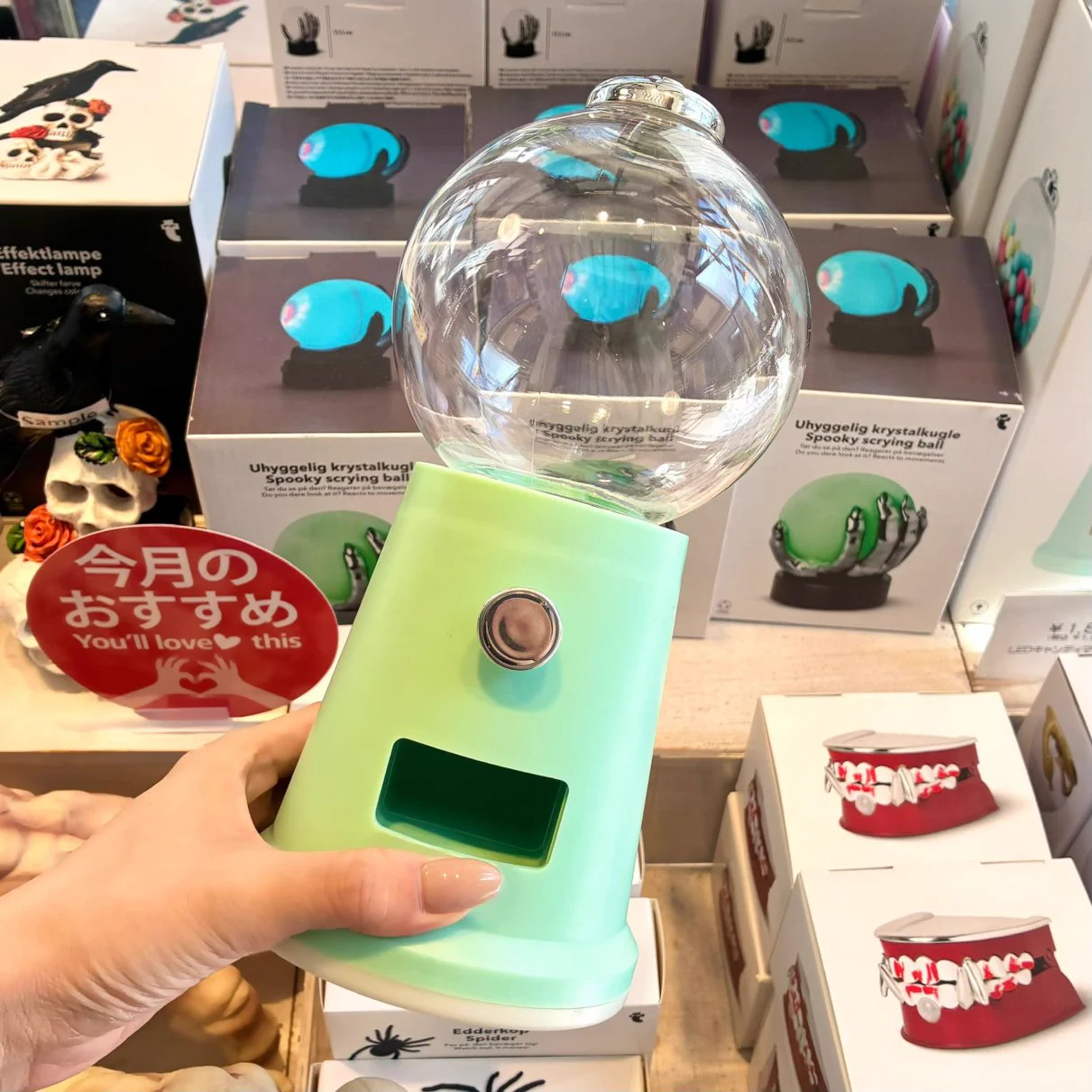 Flying Tiger Japan в X: „暗闇でもカラフルに煌めく、LEDキャンディ
