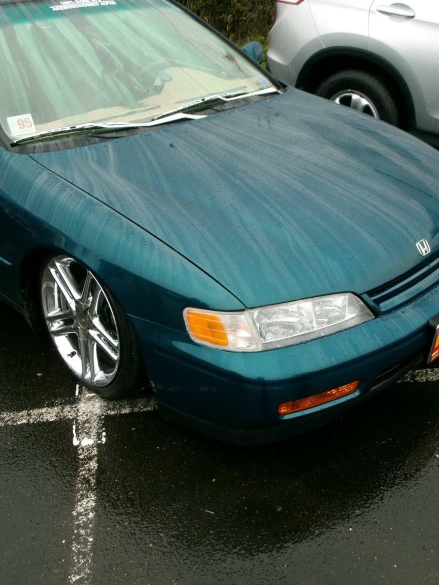 HideyukiC's tweet photo. #KDAYc14 参加の皆様、雨の中お疲れ様でした!
#KDAY
#akebonohomies
#akebonoUSDM
#アコードワゴン
#accordwagon
#newstreetstyle
#ニューストリートスタイル
#1997年仕様
#ウスドゥム
#まだ免許持ってない高校生の頃に先輩に連れてってもらったローライダーカーショーで見た憧れのスタイルを再現 https://t.co/I3Aikgz25g