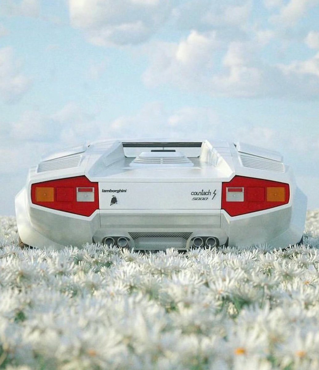 moraesanthcfv's tweet photo. This Lamborghini Countach looks like an angel
#NewCars #Supercars https://t.co/uviwysHuXw