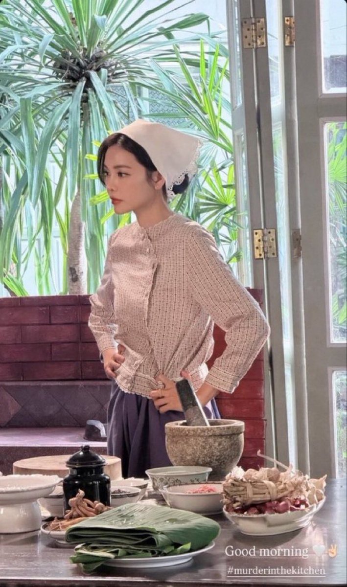 EL_Kohlarn's tweet photo. ขอส้มตำปูปลาร้าหนึ่งที่จ้ะ😁😁

#MDRInTheKitchenEP1 https://t.co/Id1iwOZxLJ