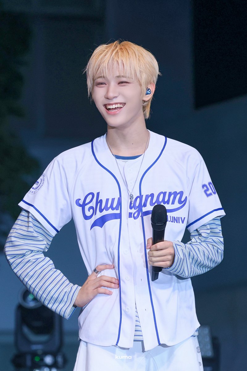 daisuketasukete's tweet photo. 260929

#아홉 #AHOF  #アホプ #다이스케 #DAISUKE #ダイスケ https://t.co/cXtotMQYfN