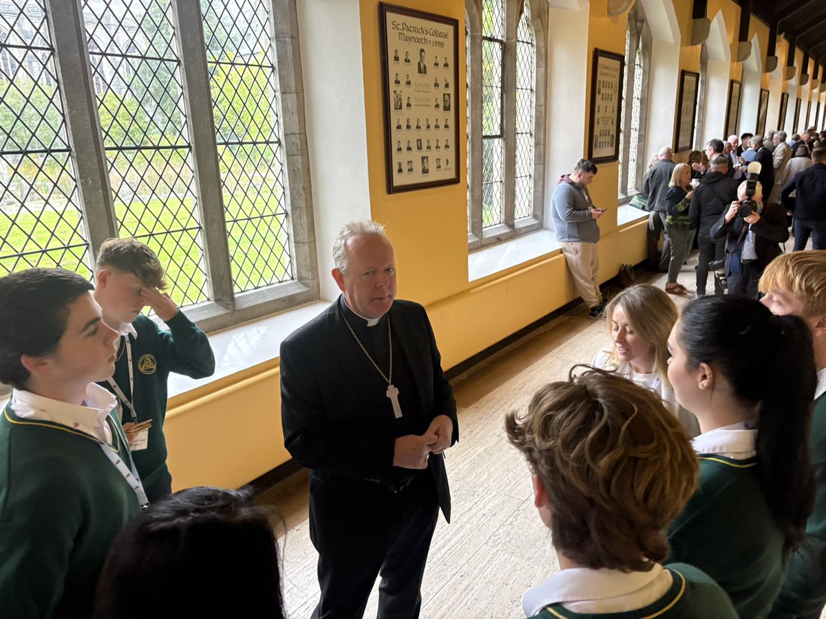 CatholicBishops's tweet photo. We hosted an informative and challenging conference today in @StPatsMaynooth inspired by @Pontifex’s encyclical letter #MagnificentHumanity. Thank you to our contributors and audience for your concern to safeguard people in this age of #AI @ArchbishopEamon https://t.co/NmKdNo8aC5