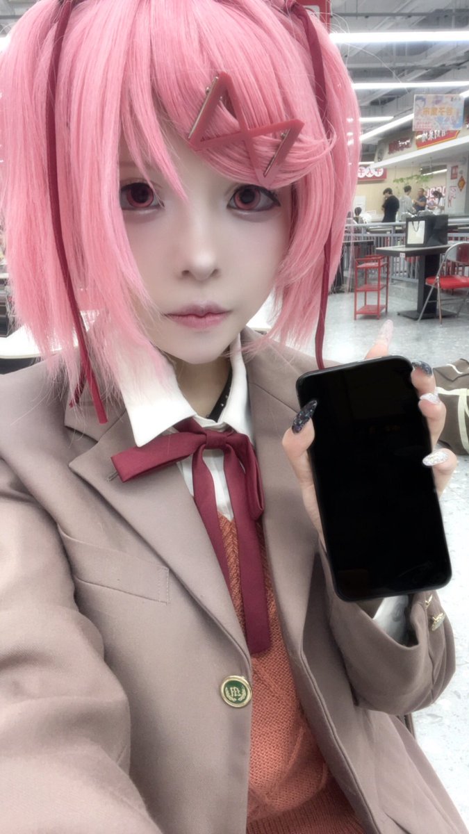 Me11ycrying's tweet photo. #ddlc #夏树 https://t.co/zjFg7qRpji