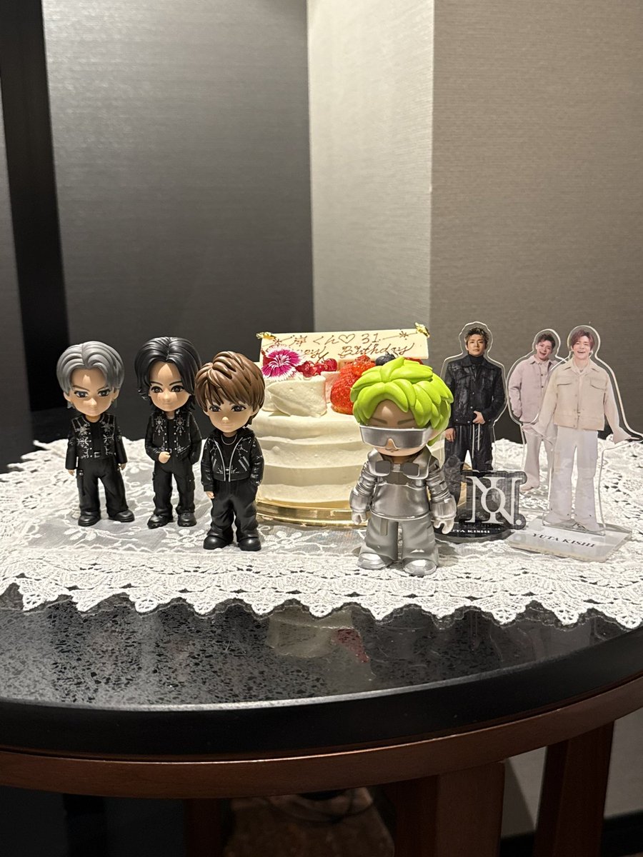 Kc929GOD's tweet photo. 今年もハイアットリージェンシー横浜で岸くんのお誕生日をお祝い🥂
岸くん💜31歳のお誕生日おめでとう🎂🥳
ケーキ美味しい〜😋
#岸優太誕生祭2026
#Kc_HBDay
#YutaKishi https://t.co/6E4TDDCliO