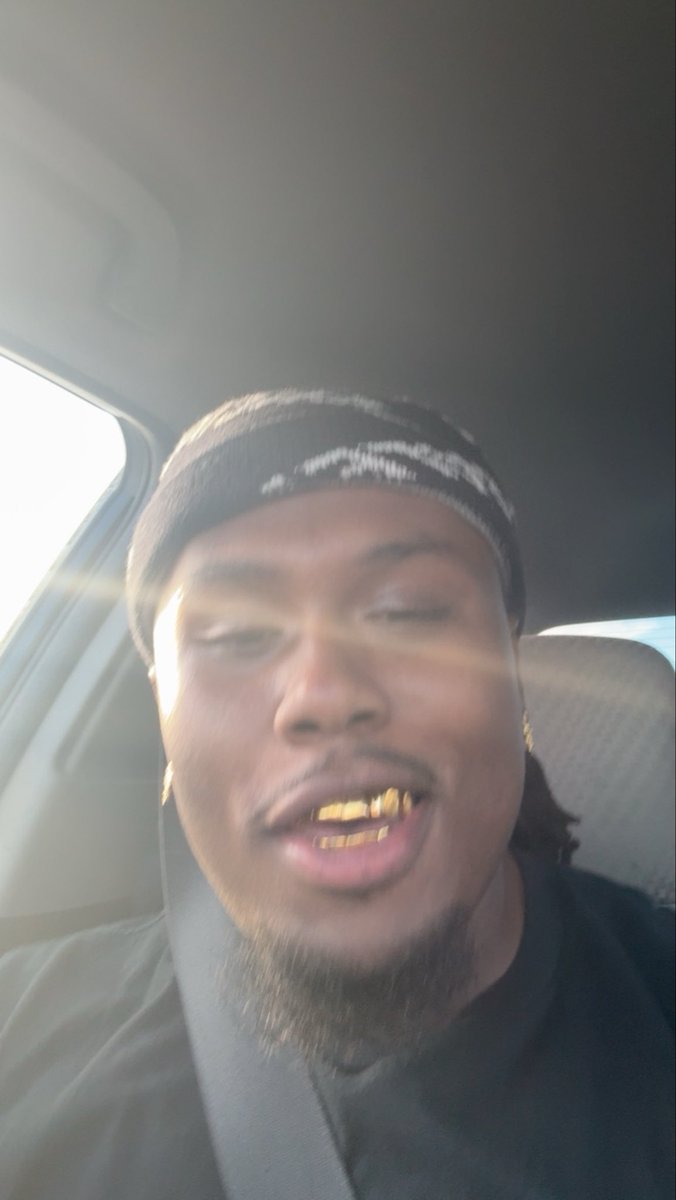 Jelani925's tweet photo. Good weekend, raiders won, oh yea https://t.co/Ey314uedEE