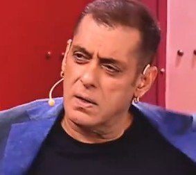 GyaanMatDe's tweet photo. Areh mazdoor Adarsh , tu apna dehadi ka paisa BOTS kharid ke waste mat kar ... Yeh expose wala nautanki bahut dekha hai tum auto walon ka 

Ishe acha hai tu jake "Salman bhai looking so fit" wala tweet kar!! https://t.co/Xo2rT60P1a