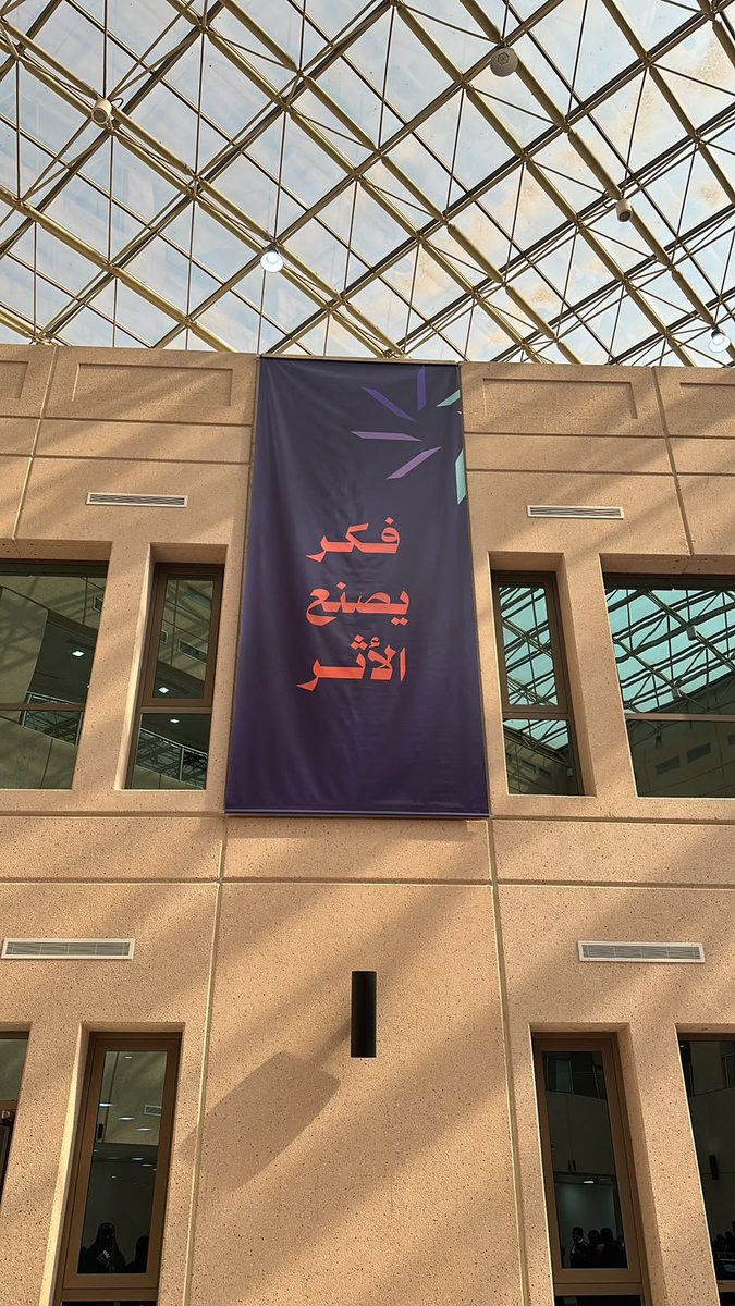 nat_n_a_t2's tweet photo. سعيدة بفوز اختراعنا في ملتقى الإنسانيات للبحث والابتكار 🏆✨
بالتعاون مع فريقي وصديقاتي  @wajjjd0  @Shrooqbaderf أقدّم لكم راصد

مشروع ابتكاري نستهدف أحد التحديات البيئية المرتبطة بـ المعادن الثقيلة وتوظيف عدد من التقنيات الحديثة. 
#الابتكار #البحث_العلمي  #التقنية #الاستدامة https://t.co/vKj8xlMcbM