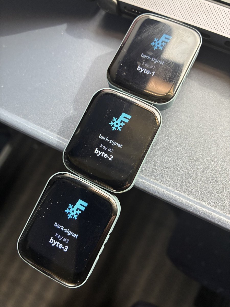matthewvuk2's tweet photo. Boarding the @secondhq Ark from Frostsnap [Signet] 

Move directly from your @FrostsnapTech onchain to a Bark balance for lightning payments ⚡️. "hand-signed" with physical devices. 

Board TX: https://t.co/muqpmarNng https://t.co/Lb5eLUsyYr