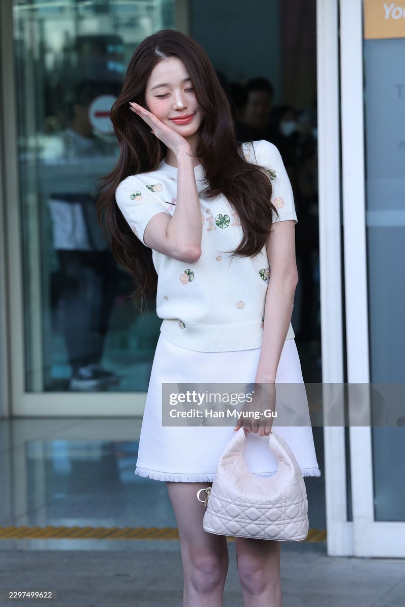 bloominwind's tweet photo. Wonyoung’s unforgettable appearance for Dior Summer 27 solidifies her status as one of the most remarkable fashion muses of this era.

WONYOUNG IN DIOR
#WonyoungDiorSummer27
#JANGWONYOUNG
#WONYOUNG
#DiorSummer27 @Dior https://t.co/U38M4ujxzy