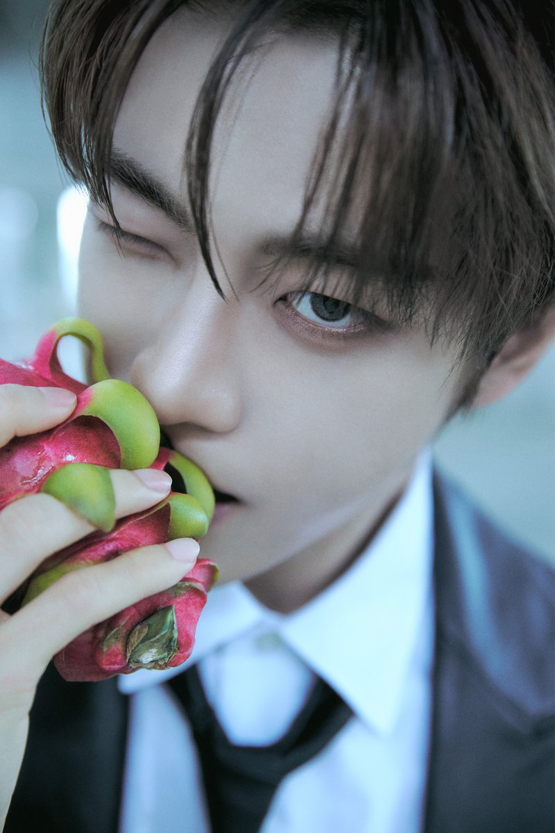 MODYSSEYWORLD's tweet photo. MODYSSEY The 1st EP
𝟸.𝙼𝚞𝚕𝚝𝚒𝚝𝚞𝚍𝚎: 𝙷𝚘𝚠 𝚆𝚎 𝙱𝚕𝚘𝚘𝚖

Concept Photo 2 : 𝚂𝚃𝙸𝙻𝙻 𝚂𝙰𝙸𝙻𝙸𝙽𝙶
#ROWAN #로완

➤ 2026.10.12 6PM (KST)

#MODYSSEY #모디세이
#Multitude #HowWeBloom https://t.co/AmMpzpPFPh