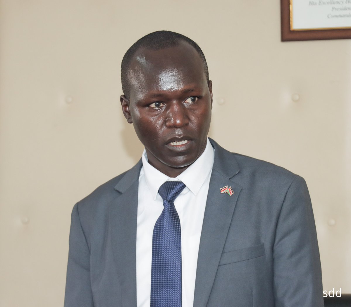 Devolution_KE's tweet photo. The State Department  stepped up efforts to promote a healthier and more supportive workplace today by sensitizing staff on stress, burnout, and mental wellness. Read more on our Facebook page. https://t.co/alcefBBVZq